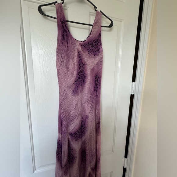 2 looks in one full length dress. Pinks and purple animal and feather prints - Picture 5 of 9